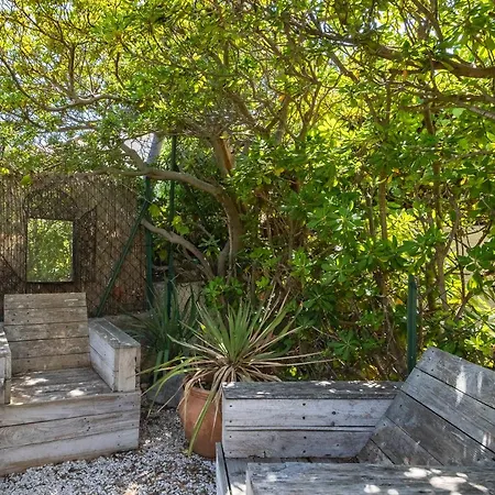 Apartamento Superb One Bedroom With Ac And Garden Close To - Dodo Et Tartine *